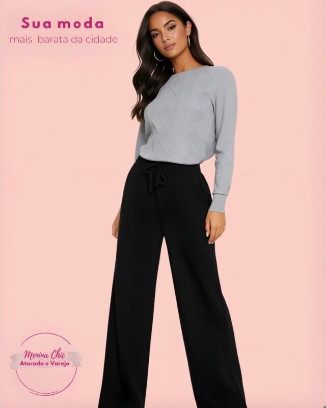 Blusa em Cashmere com Detalhe em Relevo Confeccionada em cashmere de alta qualidade, essa blusa oferece toque macio, conforto e excelente caimento. Possui detalhes em relevo que agregam elegância e sofisticação à peça, tornando-a ideal tanto para looks casuais quanto para composições mais refinadas. O modelo conta com mangas longas e acabamento delicado, garantindo versatilidade para diversas ocasiões e estações do ano. Uma peça indispensável no guarda-roupa feminino, perfeita para quem busca estilo, conforto e praticidade no dia a dia.